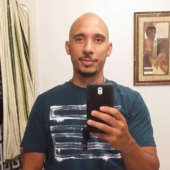 Meet your Posher, Henry - Picture 2 of 2